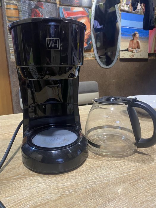 Продам кофемашину в хорошем состояние