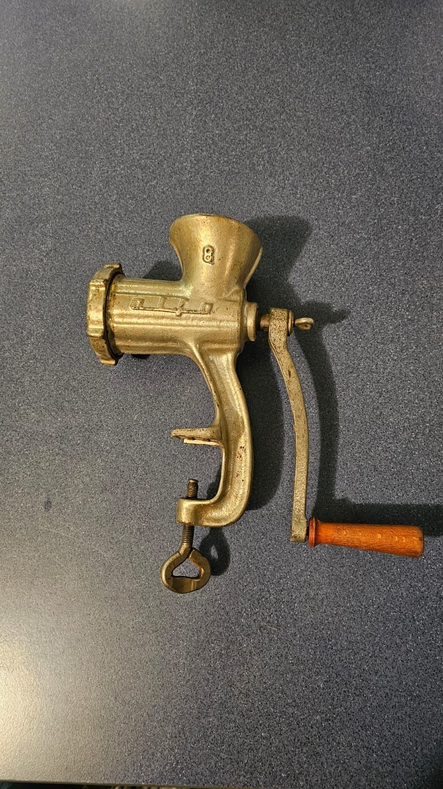 Maszynka do mielenia mięsa, mechaniczna, ręczna, sprawna