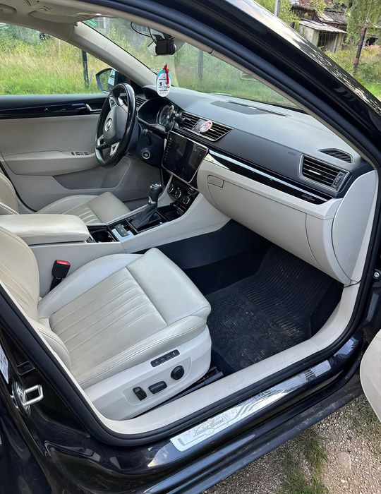 Skoda Superb      2018