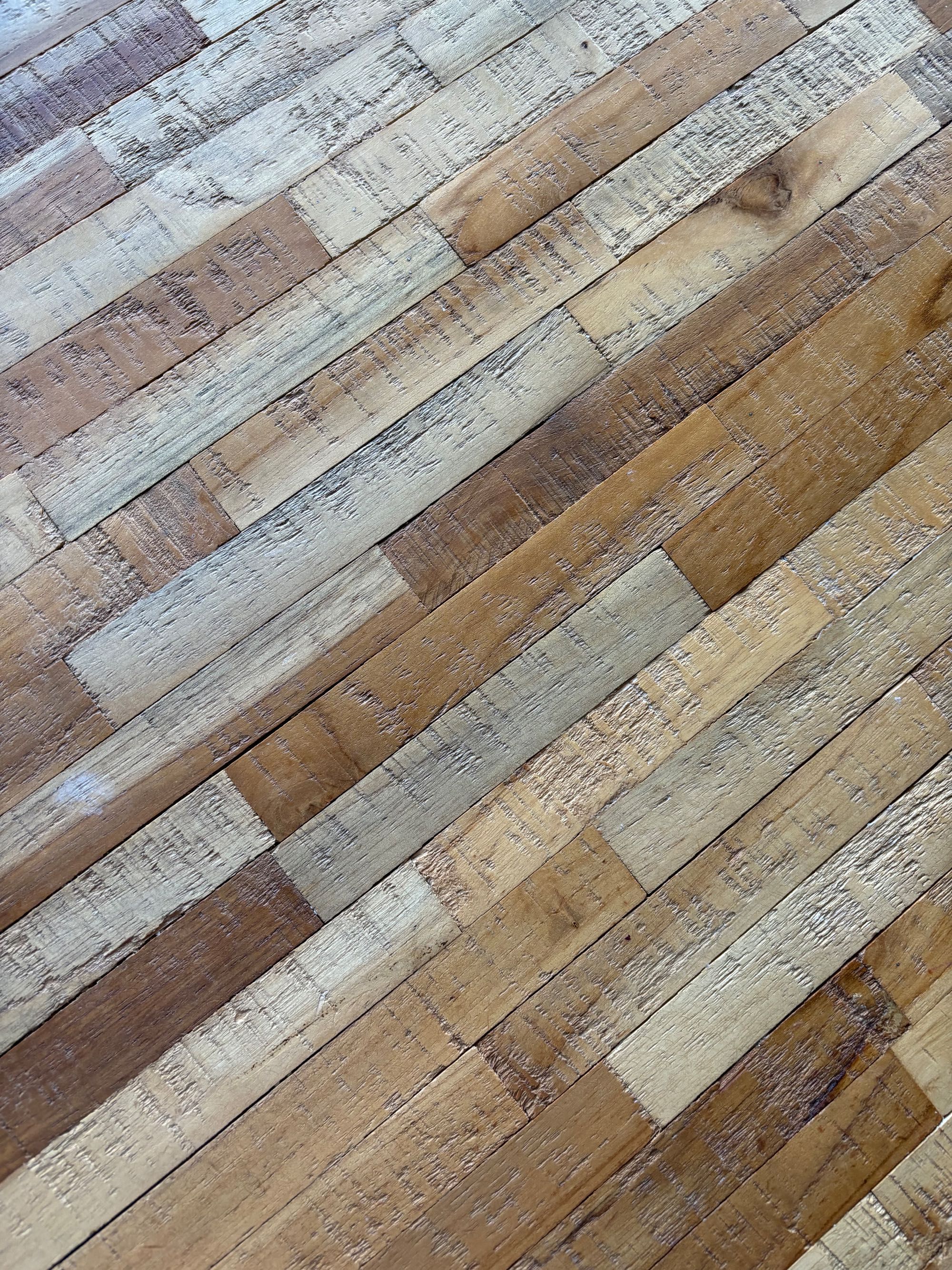 Stół jadalniany „Suri”, 200 x 90 x 76 cm-  z drewna tekowego.