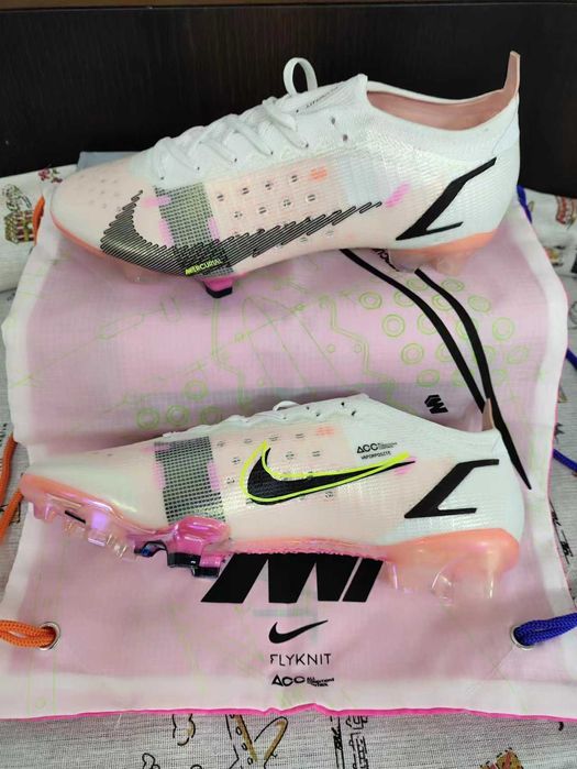 korki Nike Mercurial Vapor XIV Elite FG Rozmiar 44 Piłkarski korki