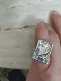 pierścionek wzór liść srebro pr 0,925