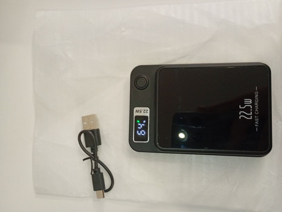 Powerbank czarny