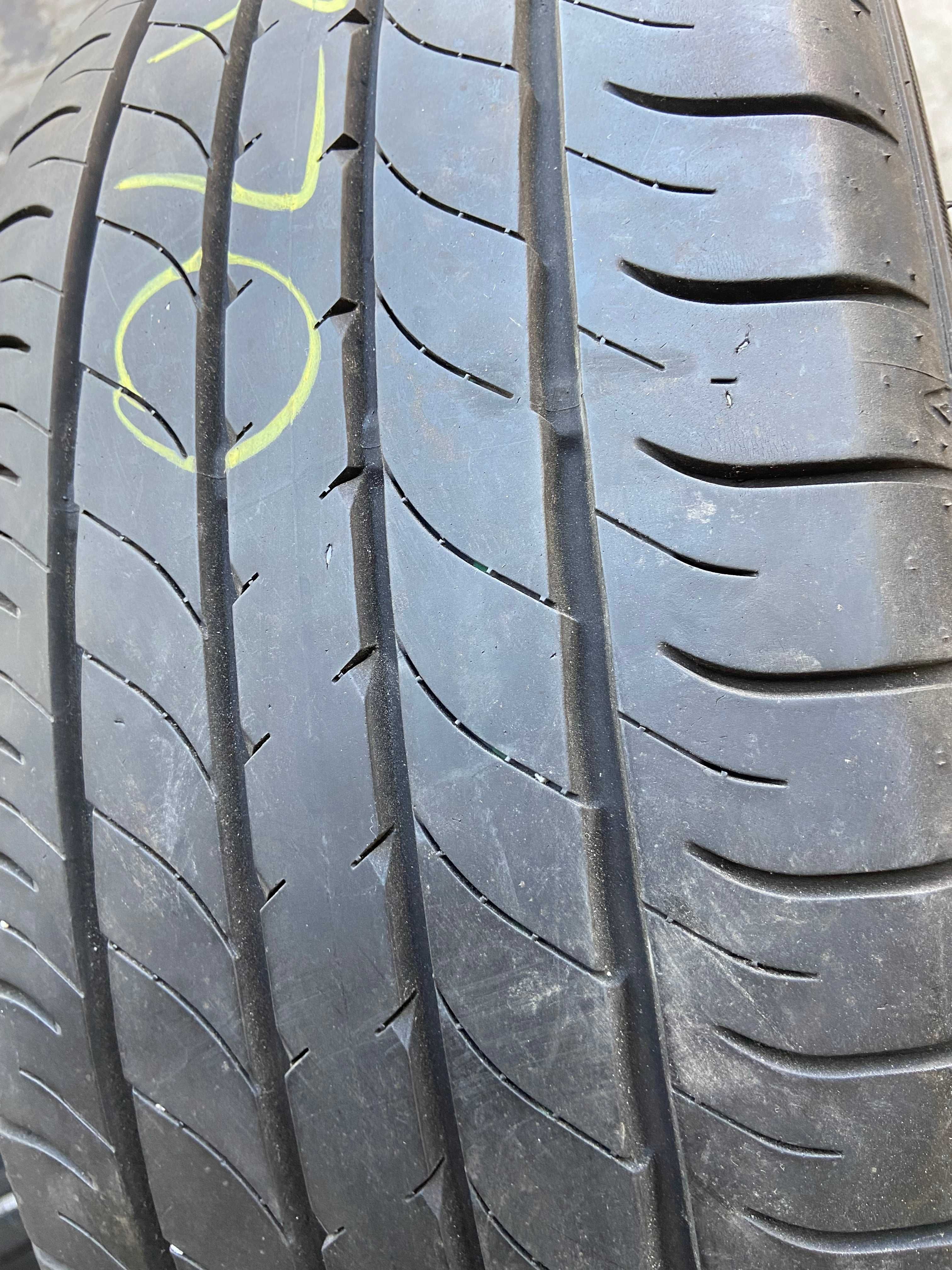 Opona Dunlop 225 60 R18