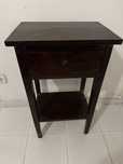 Mesa de entrada com gaveta