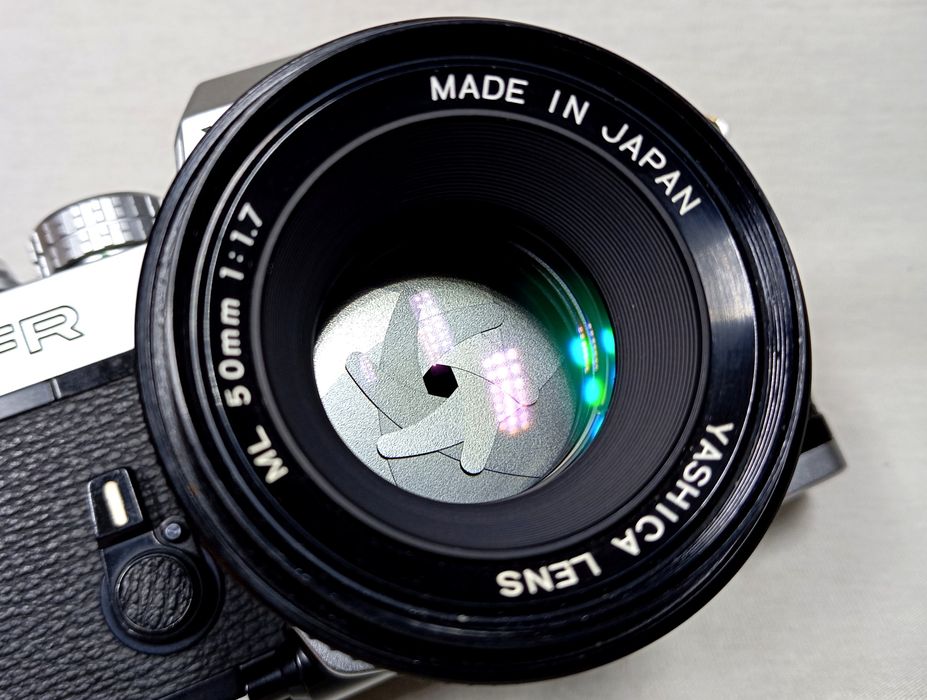 Yashica FR Yashica ML 50mm 1.7.