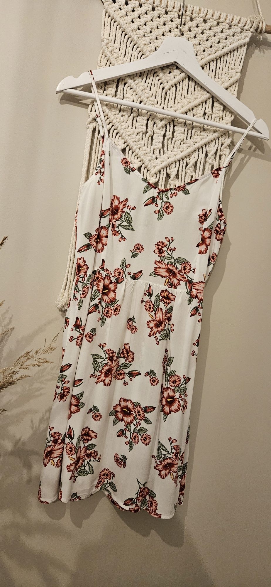 Sukienka w kwiaty H&M rozm. 40