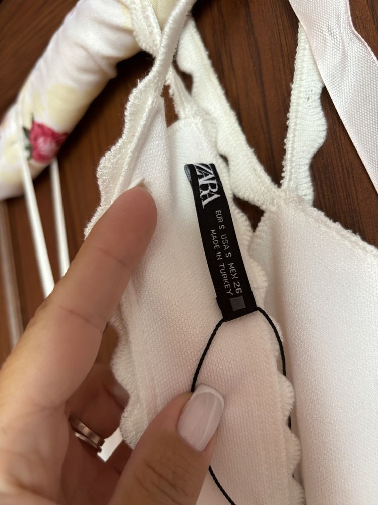 Сукня від zara S