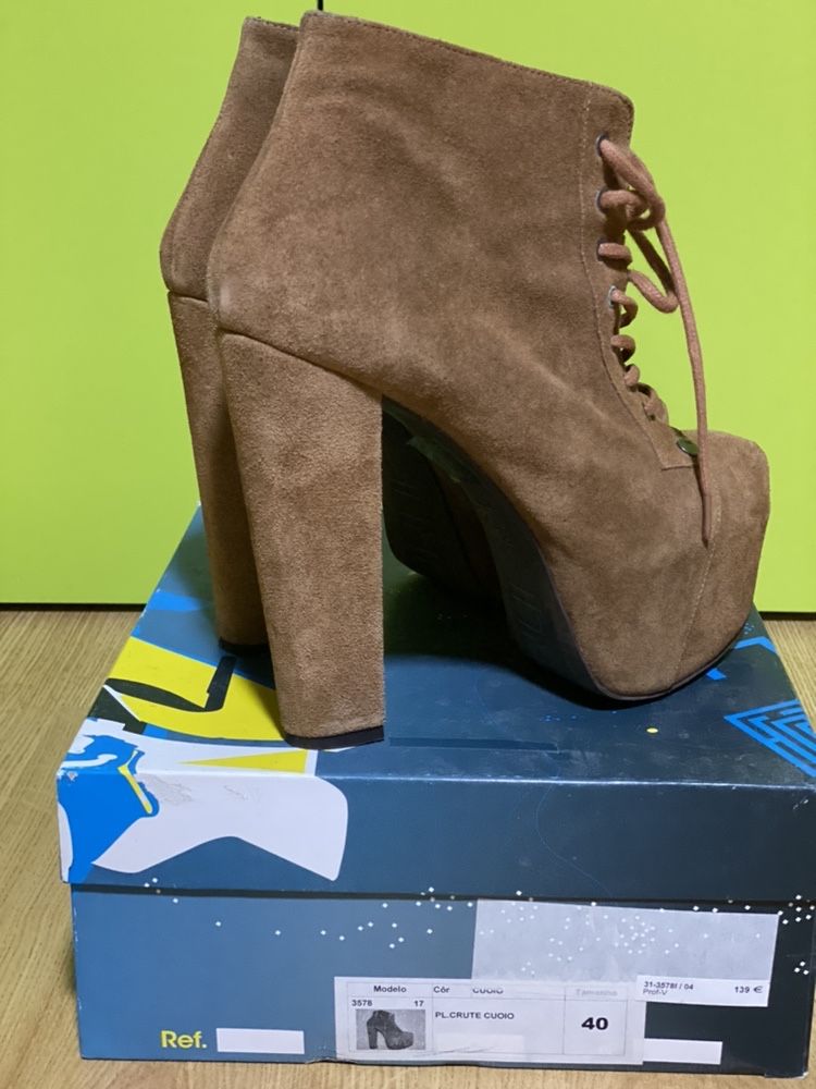 Sapatos/Botins Mulher Prof (Tam. 40) - PVP 139€
