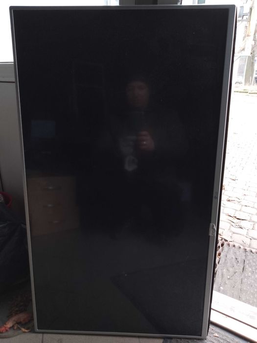 Телевізор LG 43LF5400 , дефект екрана, 1300 грн САМОВИВІЗ