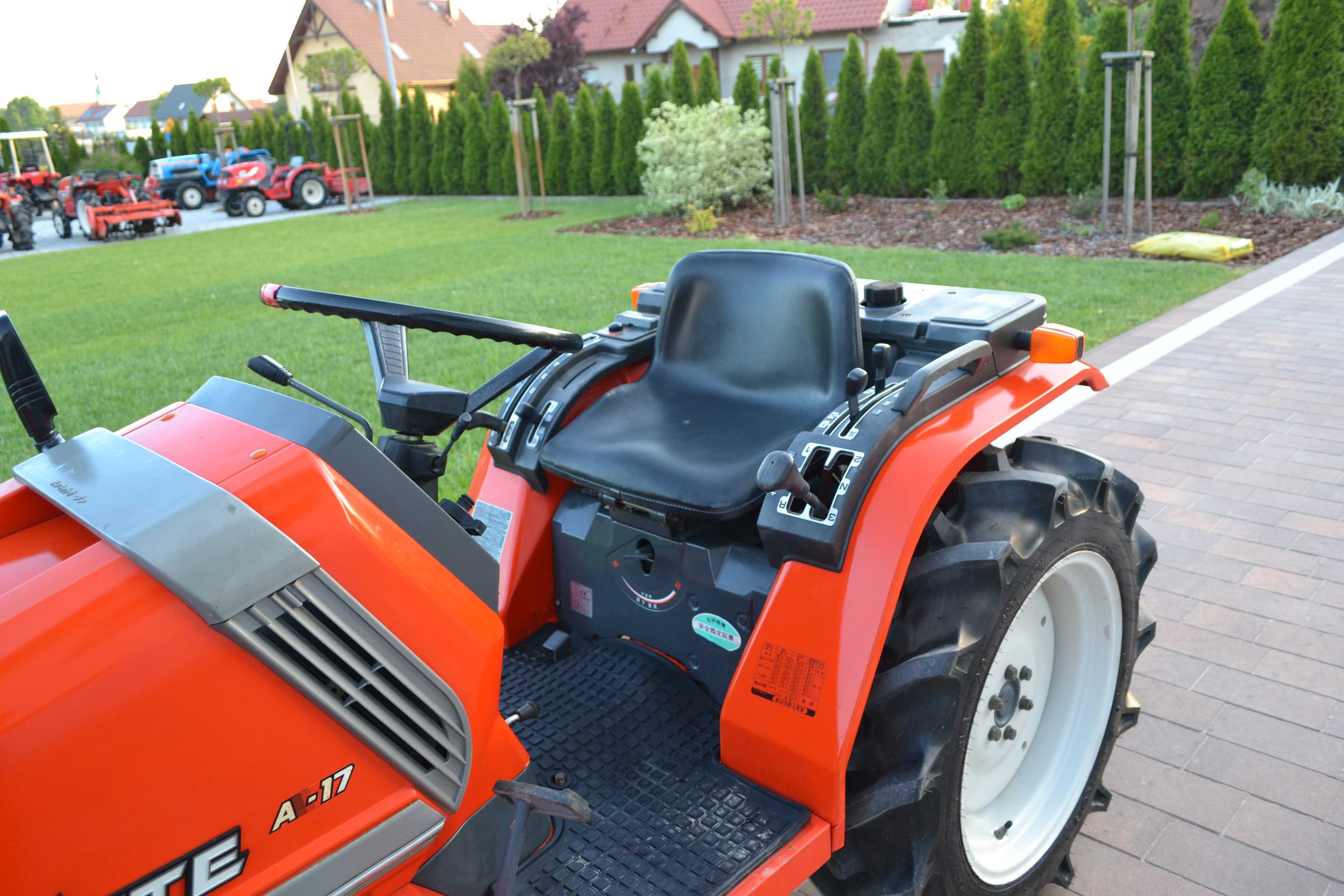 Traktorek japoński mini traktor Iseki Kubota