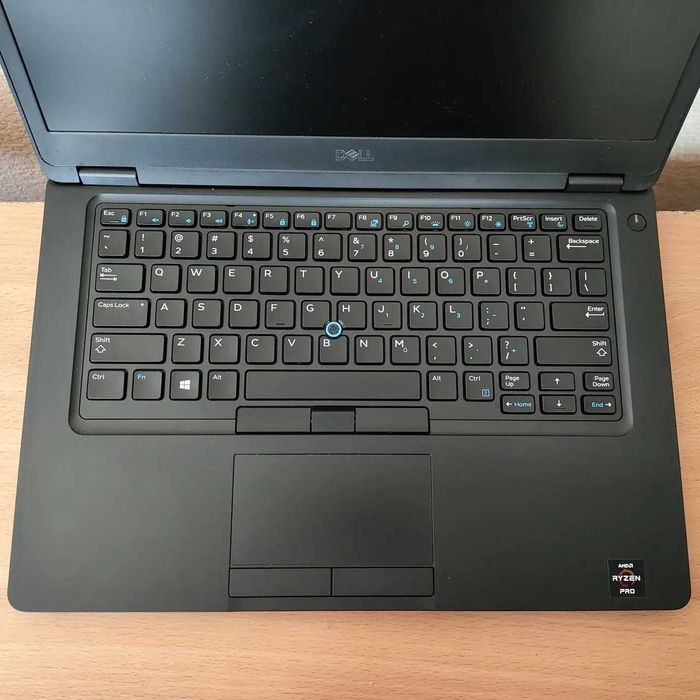 Акція Для дому Dell 5495 14"FHD IPS Ryzen 5 Pro 2500U/8GB/256SSD/Vega8