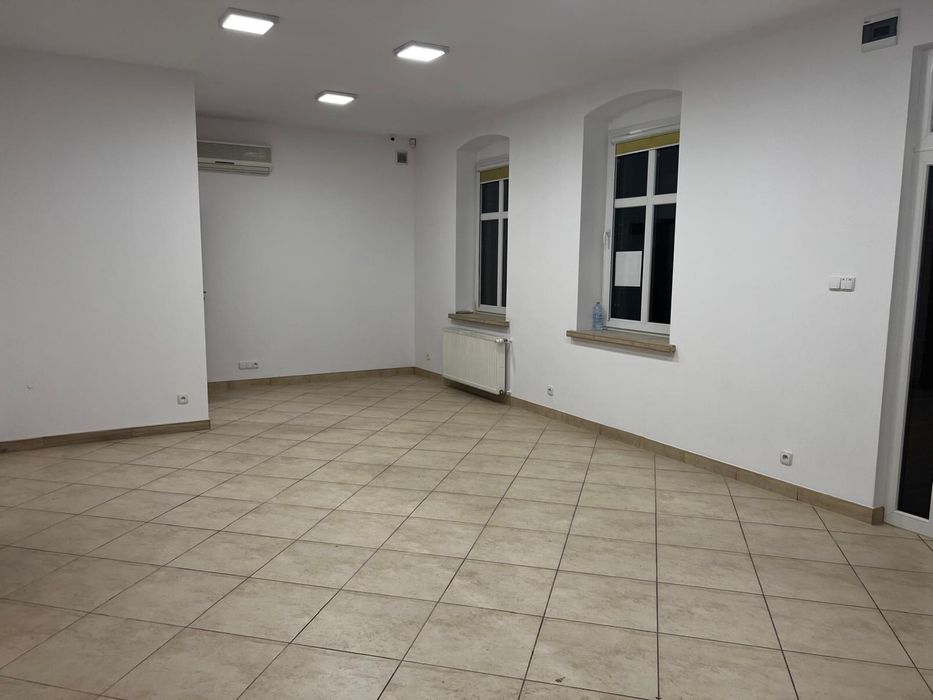 Lokal do wynajecia w centrum Trzebnicy 40m2