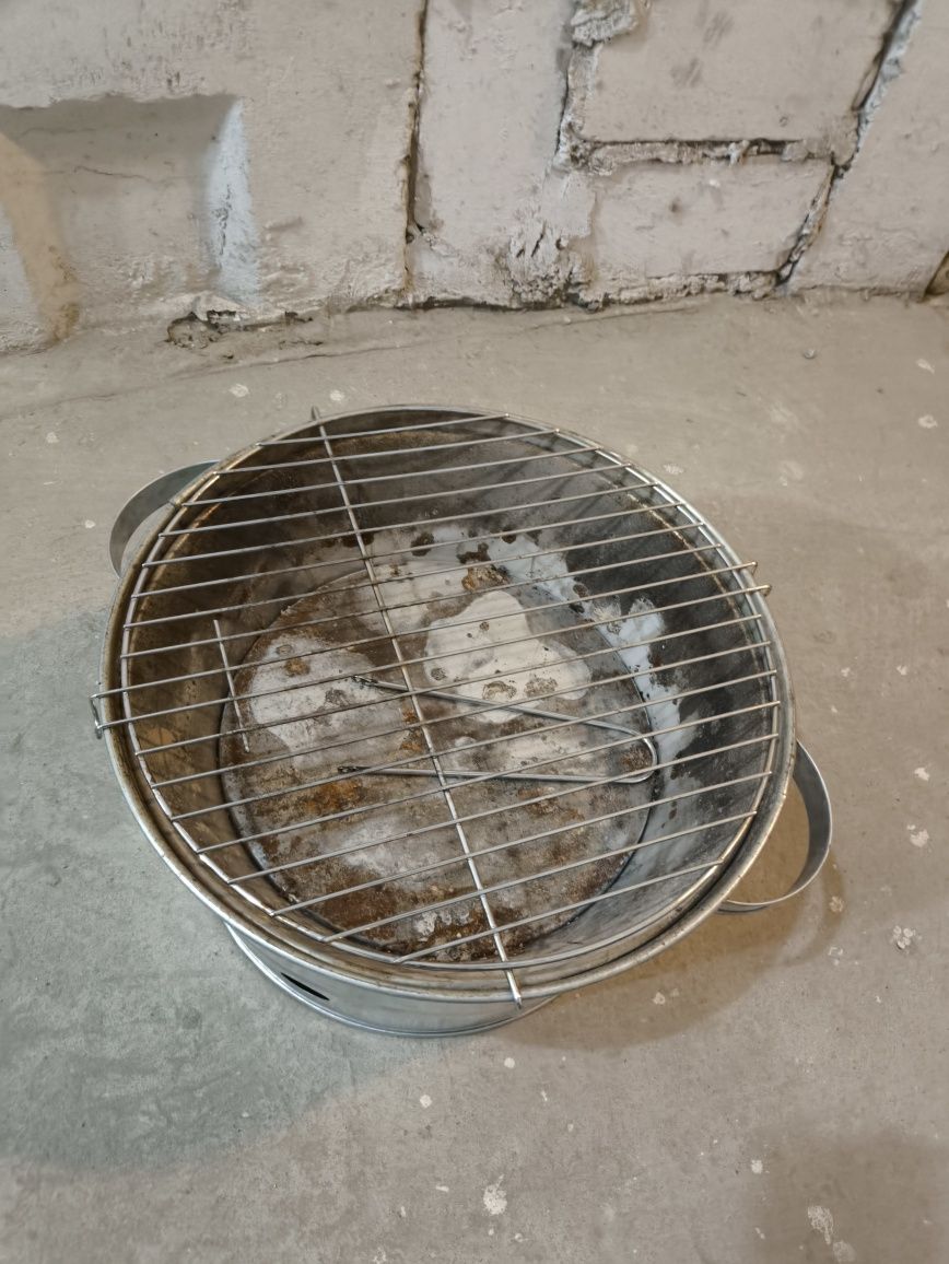 Grill na węgiel kociołek
