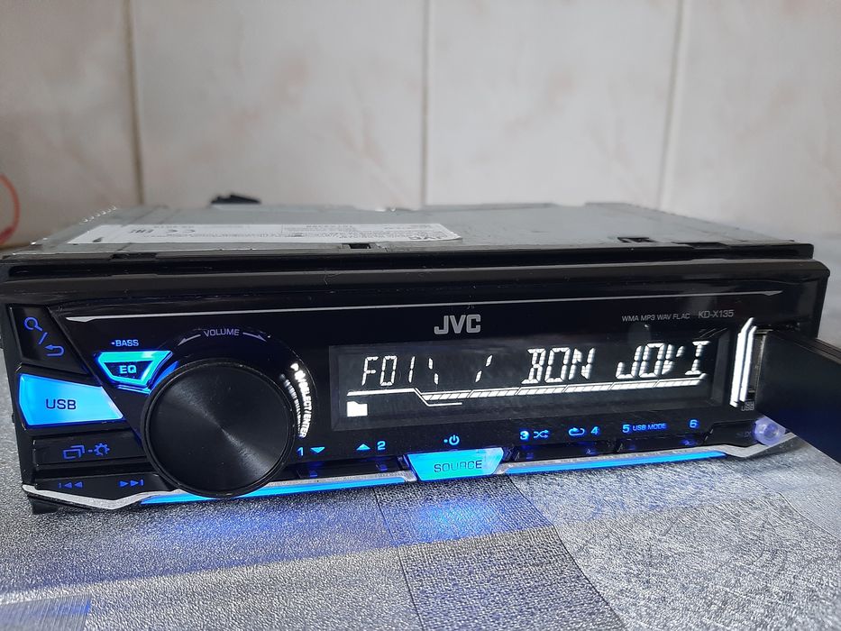 Автомагнітола Jvc kd-x135