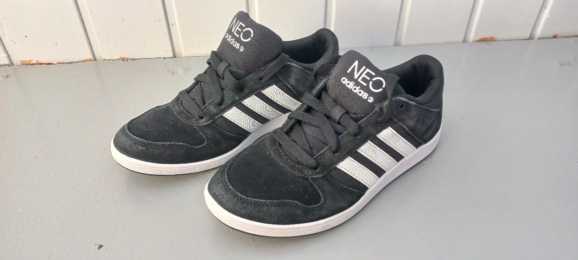 Кросівки Adidas Neo
