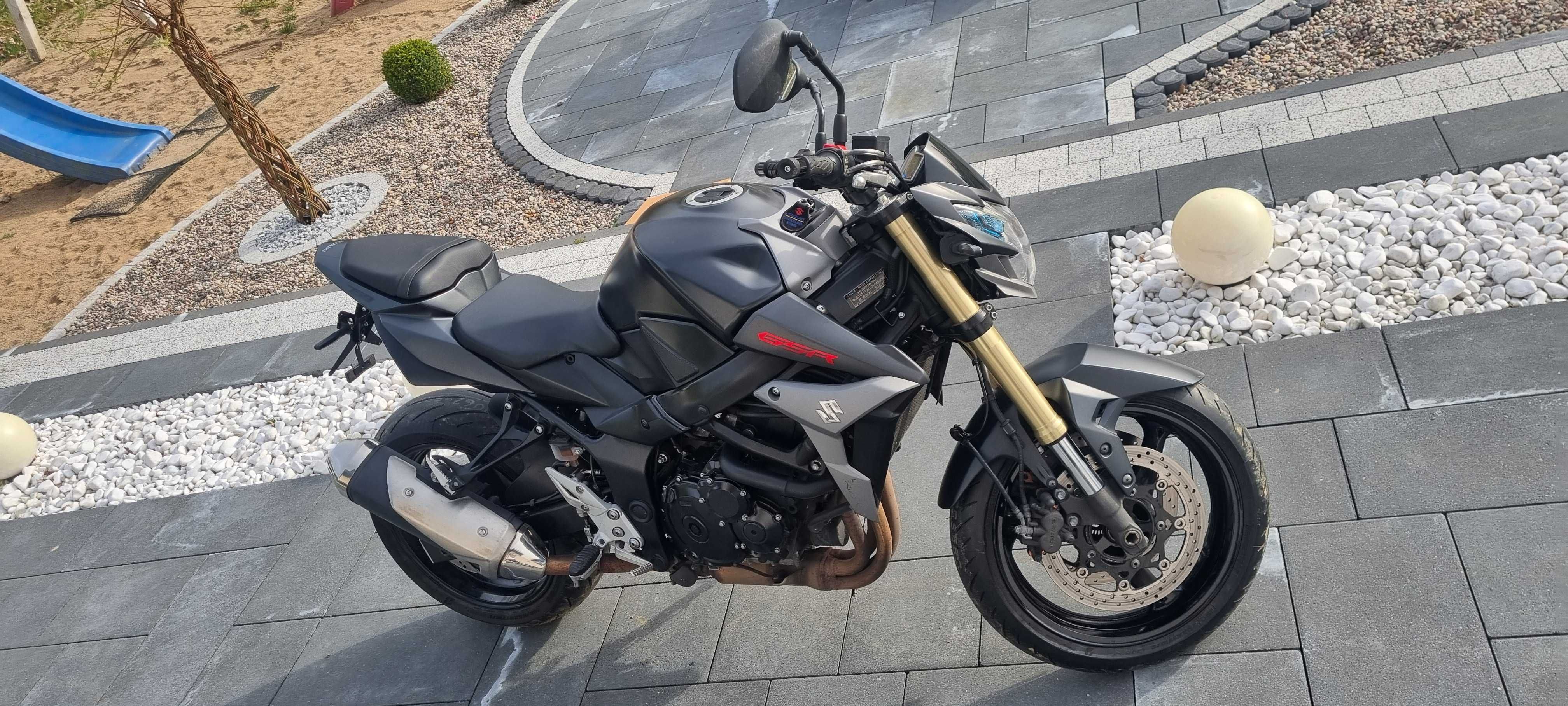 Suzuki GSR 750 ABS