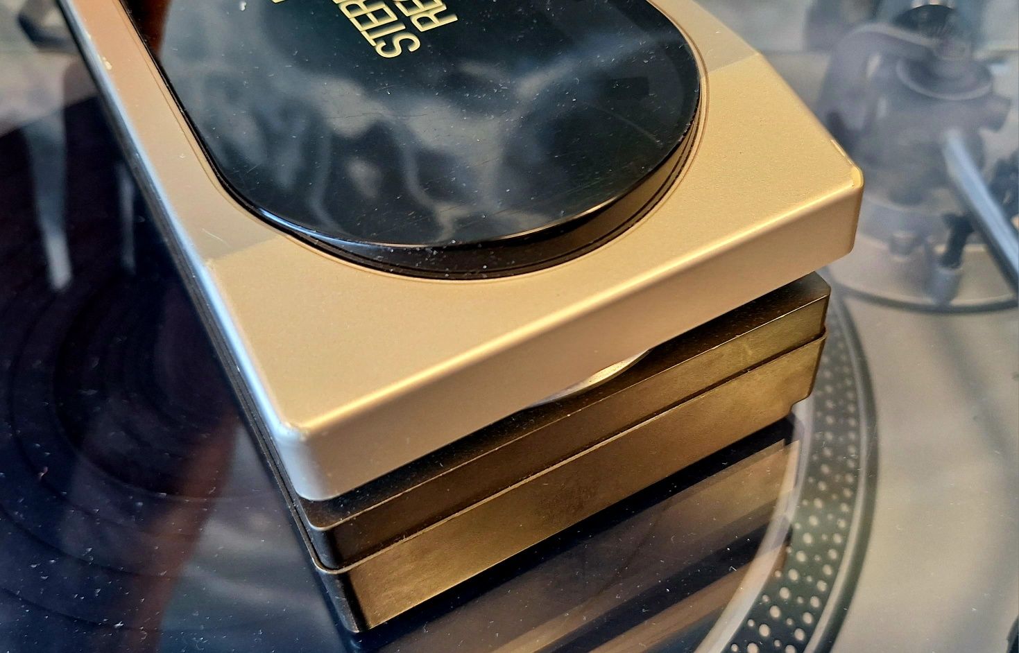 Dual PRP 9. Gramofon przenośny. St. B.dobry. Unikat !