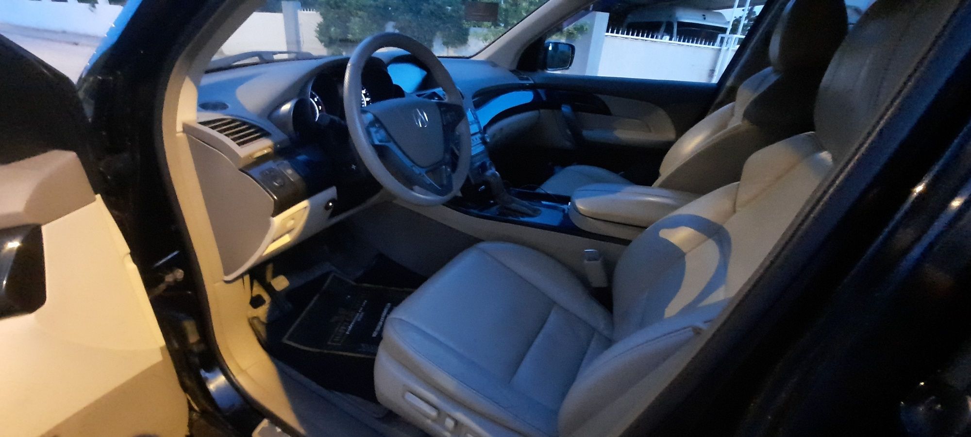Продам ACURA MDX 3.7 от 1 хозяина