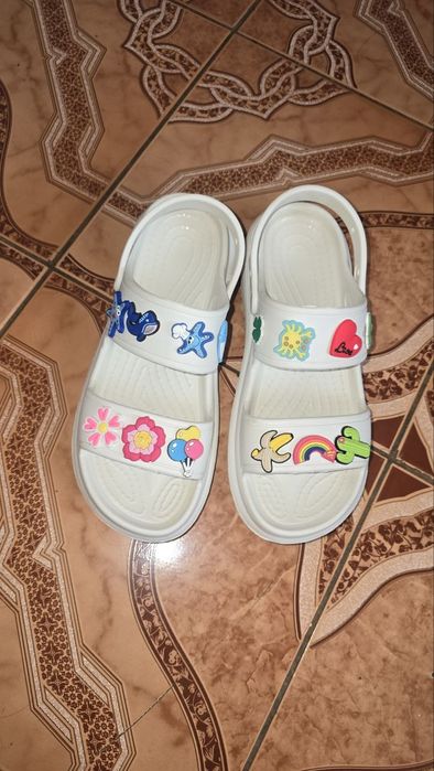 Босоножки на платформе crocs на стопу 25,,5-26см