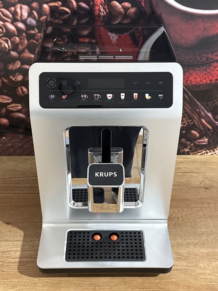Ekspres do kawy KRUPS EA895 Auto Cappuccino oraz Latte  gwarancja