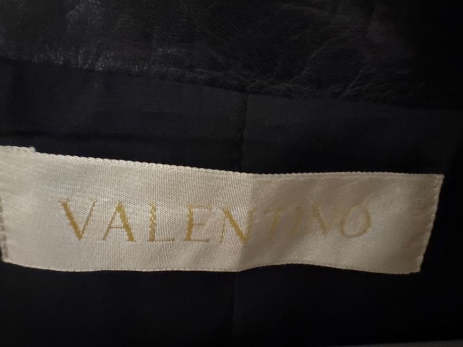 Шкіряна куртка Valentino (оригінал), розмір s, нова