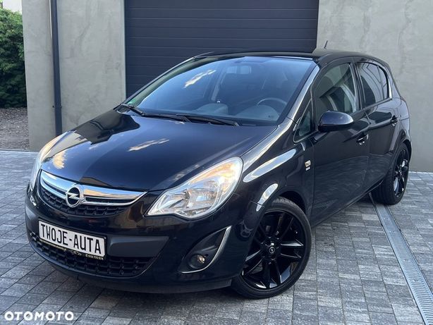 Opel Corsa 1.4 100ps  Cosmo  Alus17  Czarna  Wzor