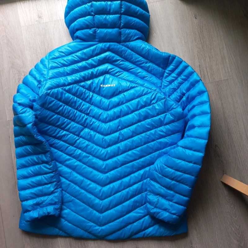 Kurtka puchowa Mammut
