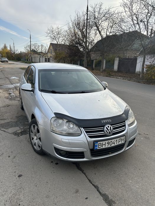 Джетта 1.6 Газ/Бензин Автомат
