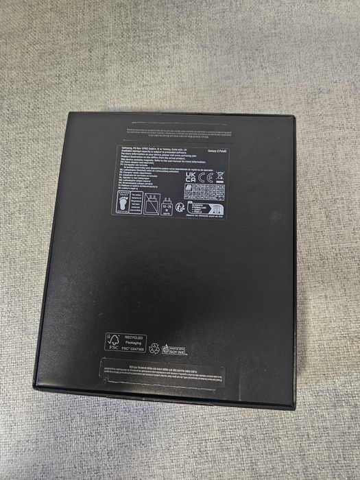 Samsung Galaxy Z Fold5 12/512GB – Cream – Stan Bardzo Dobry + Etui