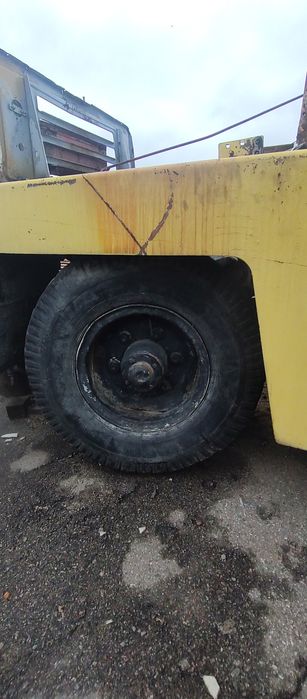 Львівський погрузчик , навантажувач,