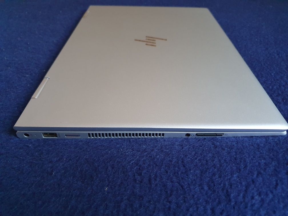 HP ENVY 15" I7/8/256