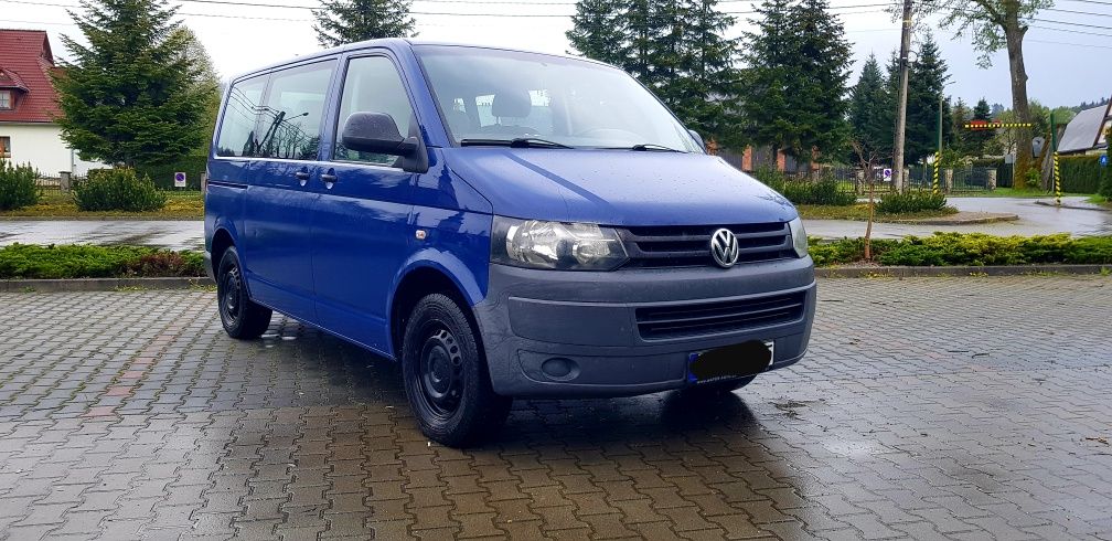 Volkswagen VW T5 Lift 2.0 tdi Transporter / 9 miejsc