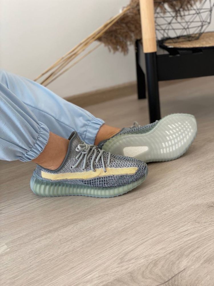 Кросівки Adidas Yeezy Boost 350 Ash Blue (36-38)