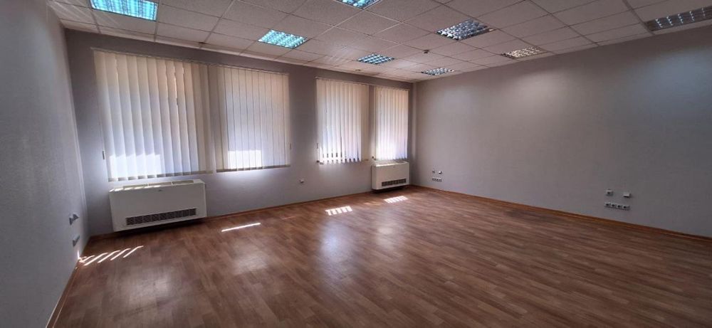 Офіс в офісному центрі перміум класу на пр. Соборному - 123 кв.м.