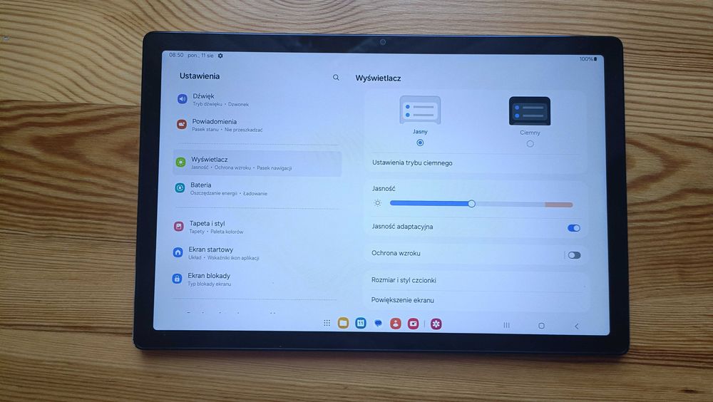 Tablet Samsung SM-X200 jak nowy + akcesoria