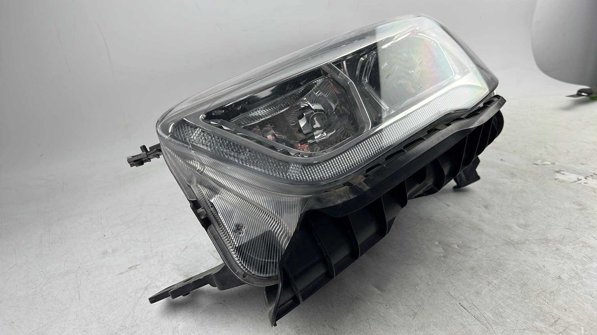 Ford Kuga MK2 LIFT lampa lewa przód  XENON SKRĘTNY  LED H15 H7