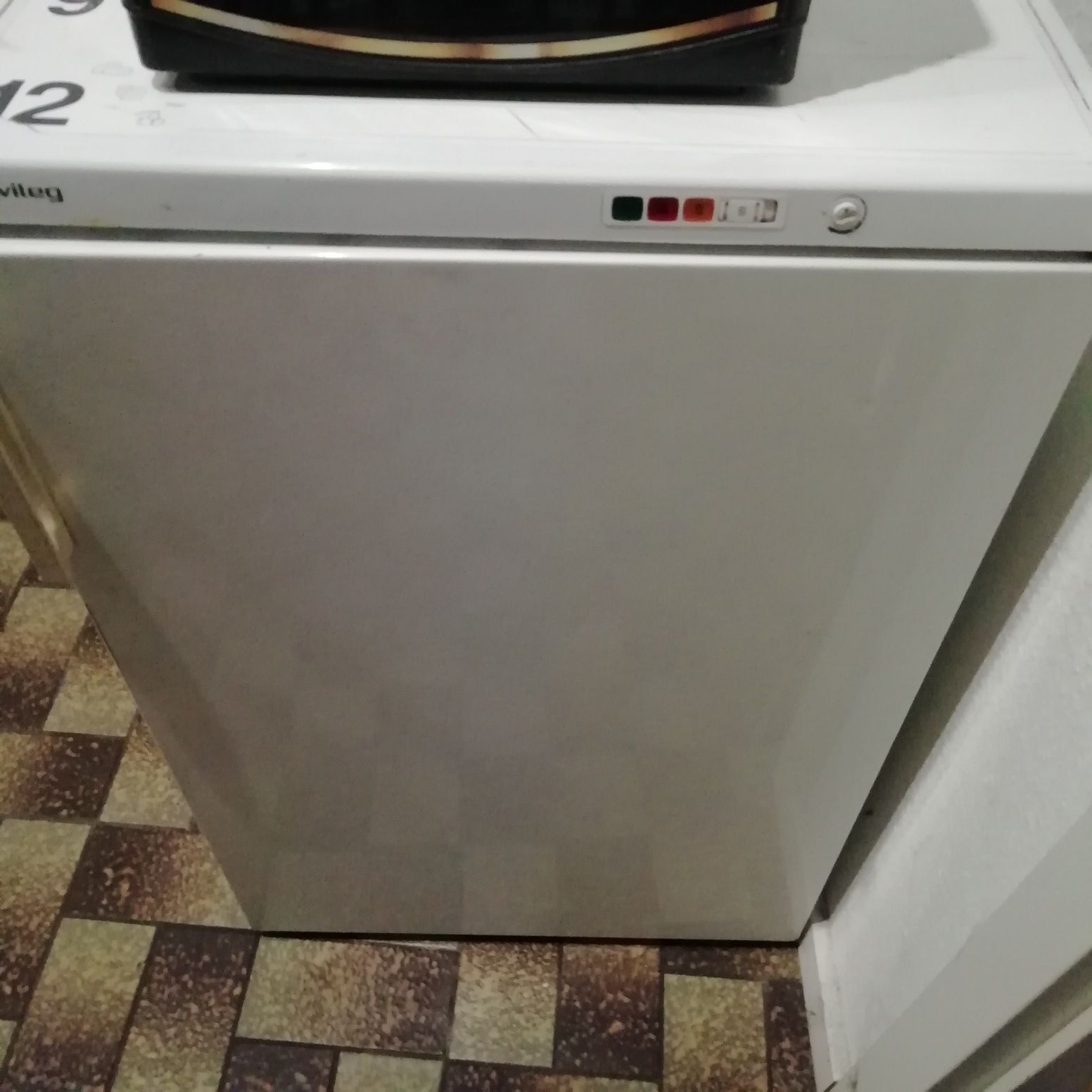 Zamrażarka podblatowa privileg
