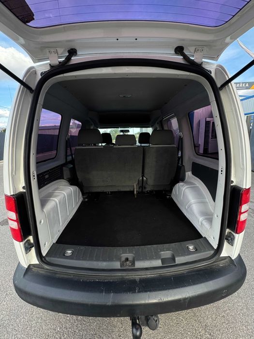 Volkswagen Caddy 2011 оригінальний пасажир турбодизель