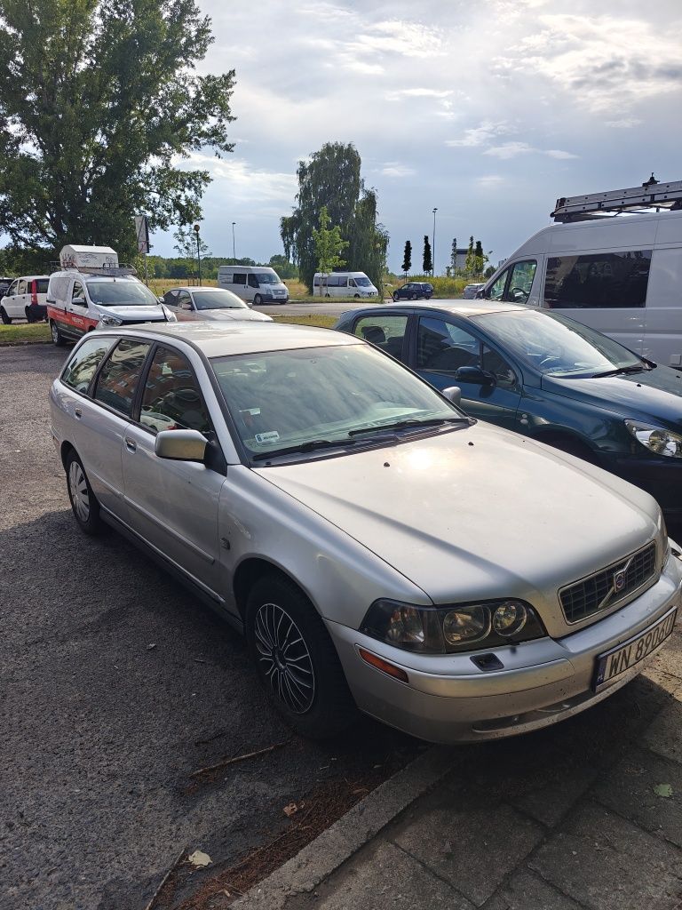 Volvo V40 1.8 benzyna