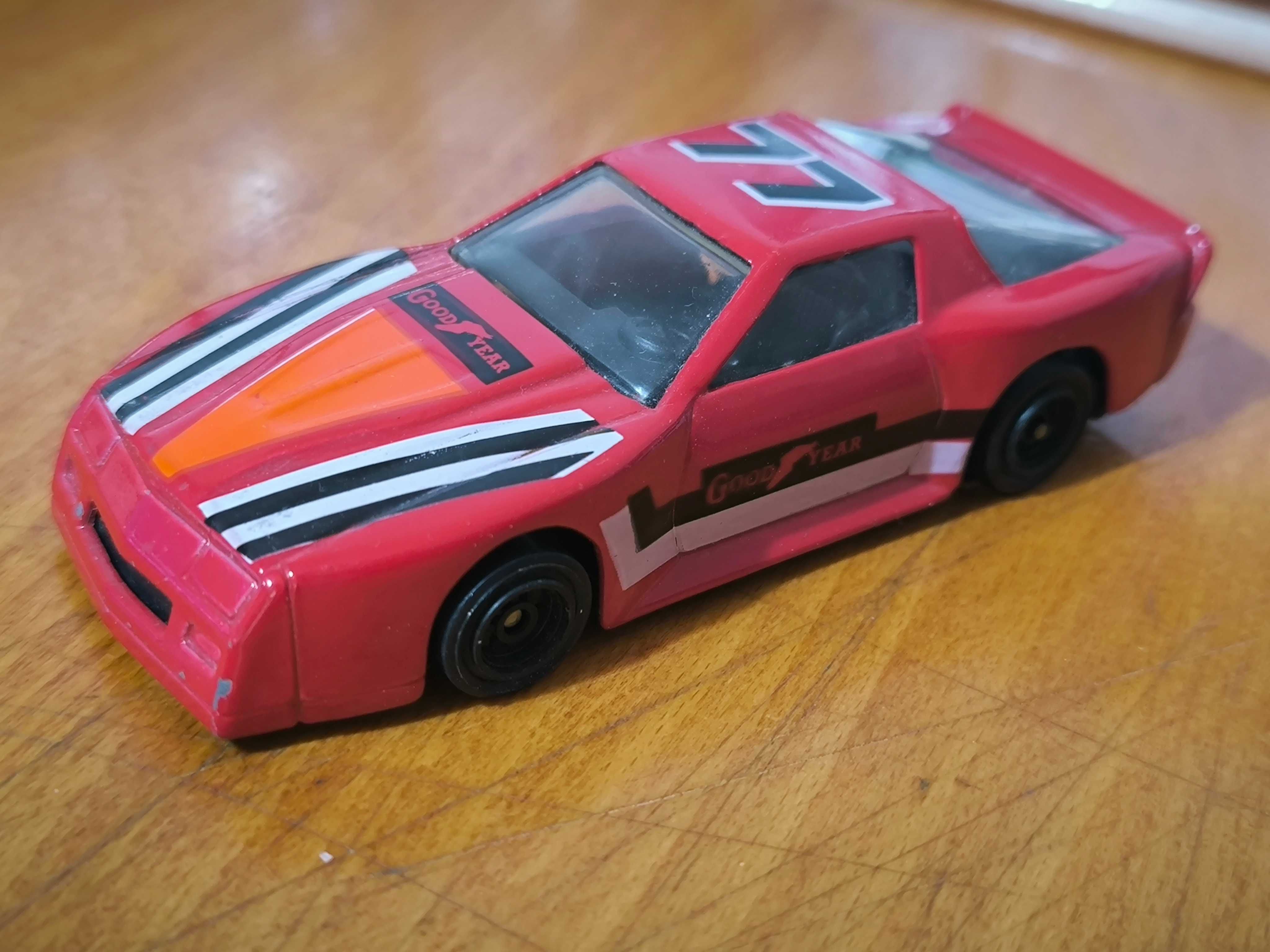 Corgi chavrolet Camaro e Burago Abarth 500 1/43