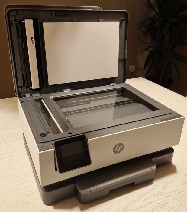 Impressora HP OfficeJet Pro 8022e (Jato de Tinta - Wi-Fi - Instant Ink