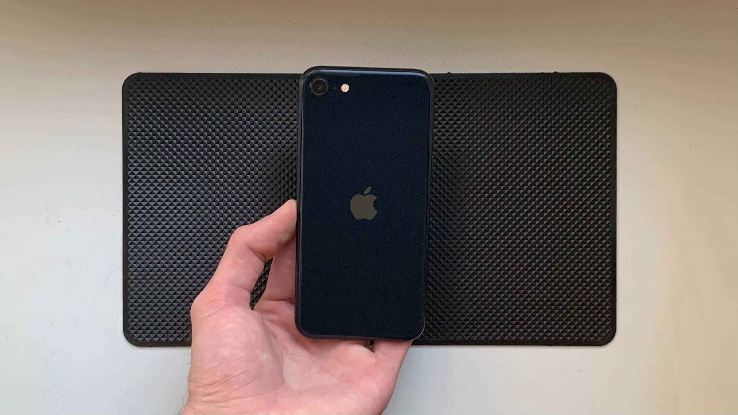 Отличный iPhone SE 2022 - 128 гб - 87% АКБ - MIDNIGHT - NEVERLOCK