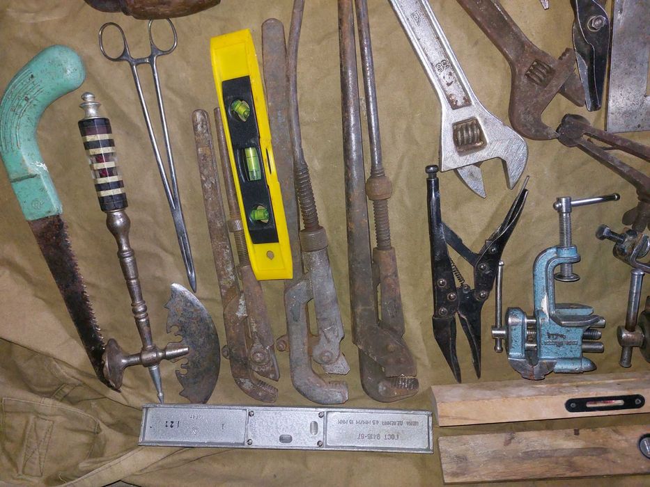 Инструменты на дачу.