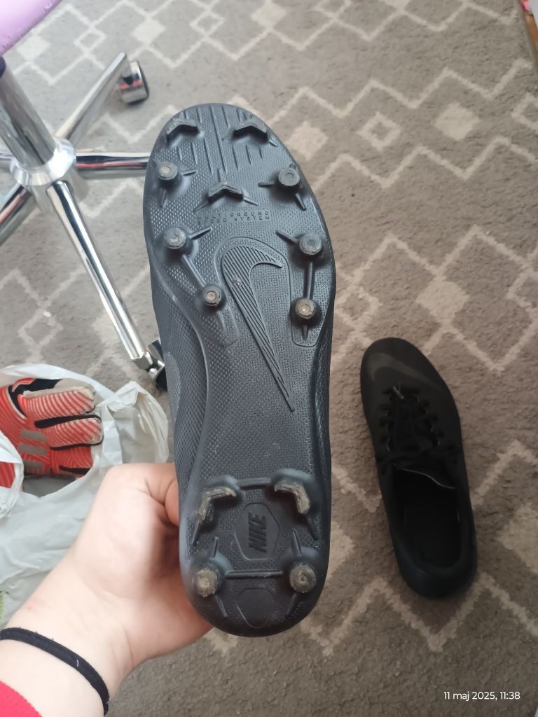 Sprzedam korki Nike
