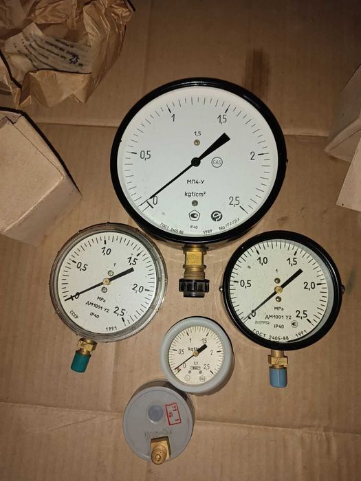Манометри МП4-У, МТП-1М, ДМ1001 У2 зі зберігання