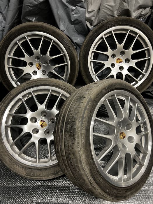 4 Jantes BBS Porsche com pneus