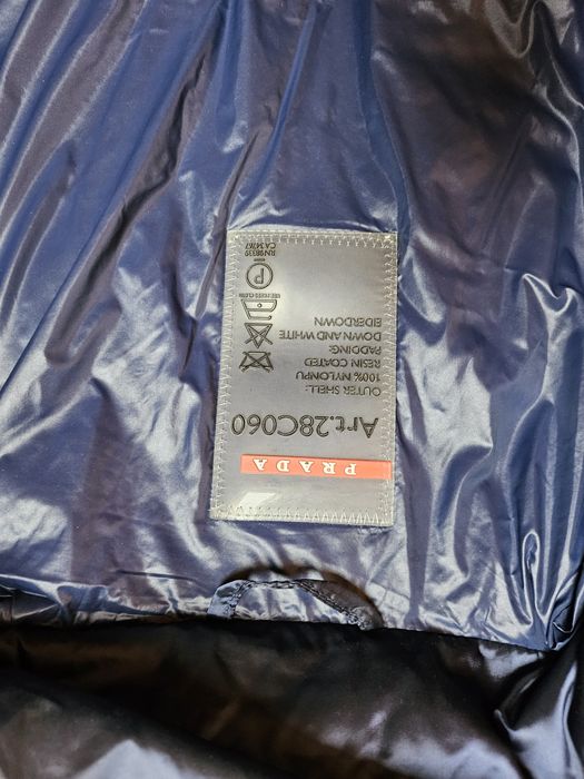 Prada куртка пуховик жіночий S