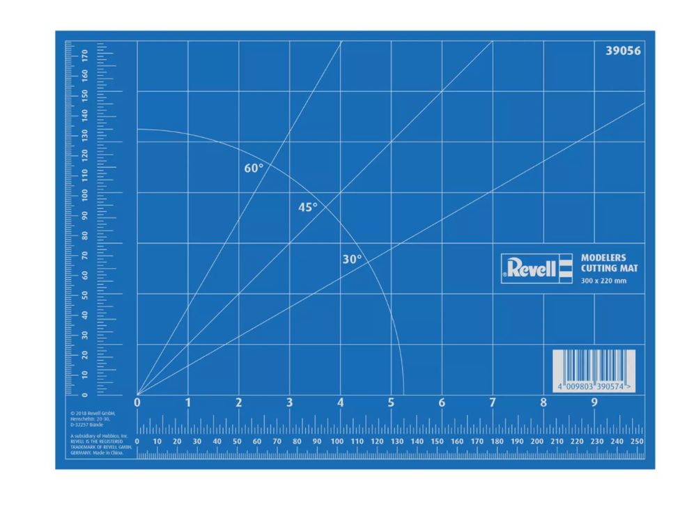 Akcesoria modelarskie Mata do cięcia Revell 39056  30,5cm x 22,8cm