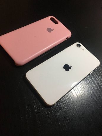 iPhone SE2 (2020), 64gb/white идеал